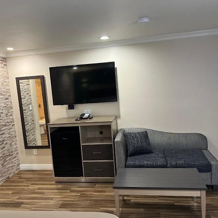 Walnut Inn & Suites West Covina Esterno foto