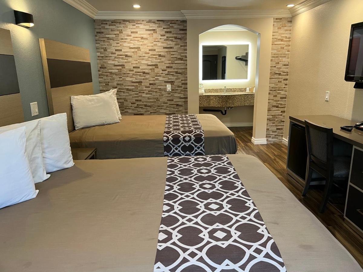 Walnut Inn & Suites West Covina Esterno foto