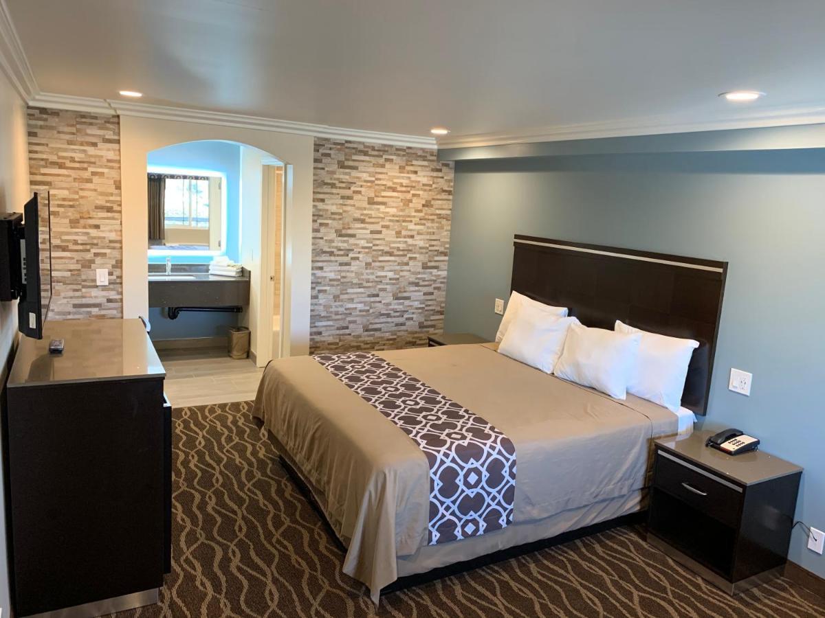 Walnut Inn & Suites West Covina Esterno foto
