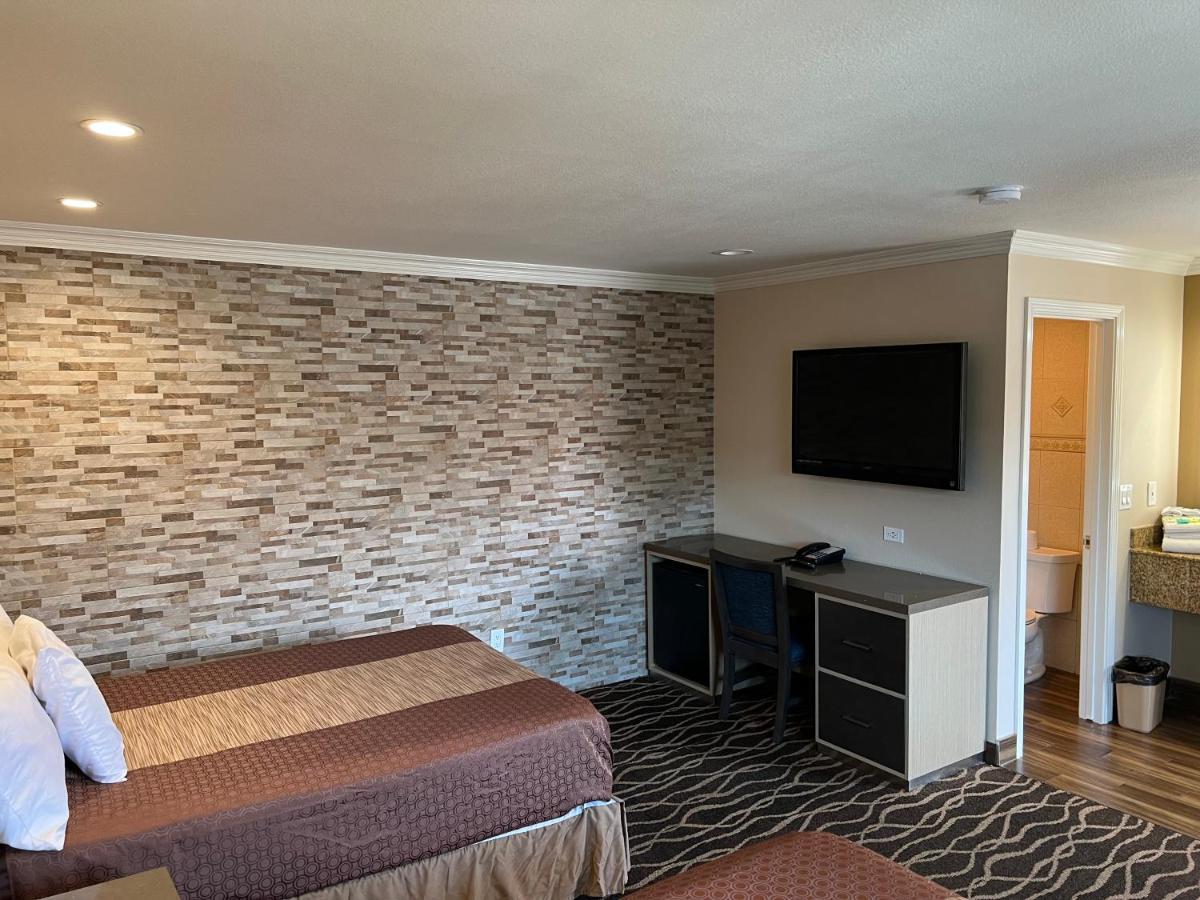 Walnut Inn & Suites West Covina Esterno foto