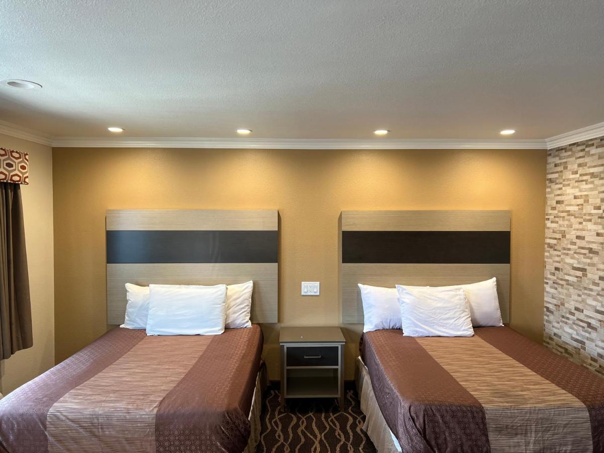 Walnut Inn & Suites West Covina Esterno foto