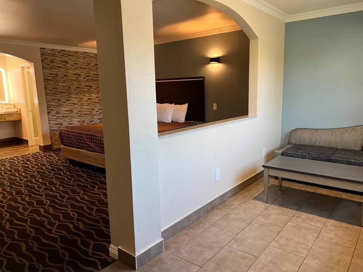 Walnut Inn & Suites West Covina Esterno foto