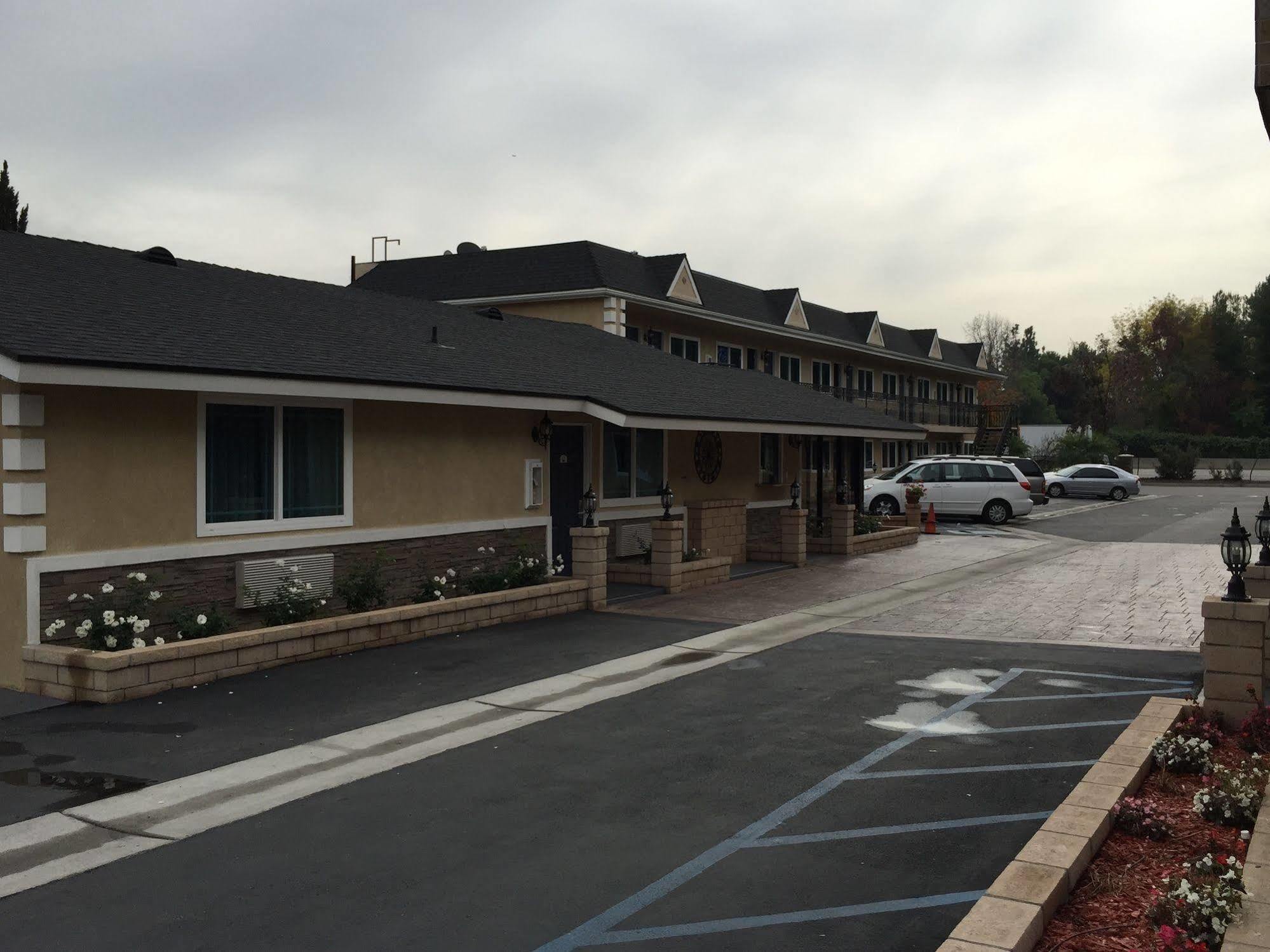 Walnut Inn & Suites West Covina Esterno foto