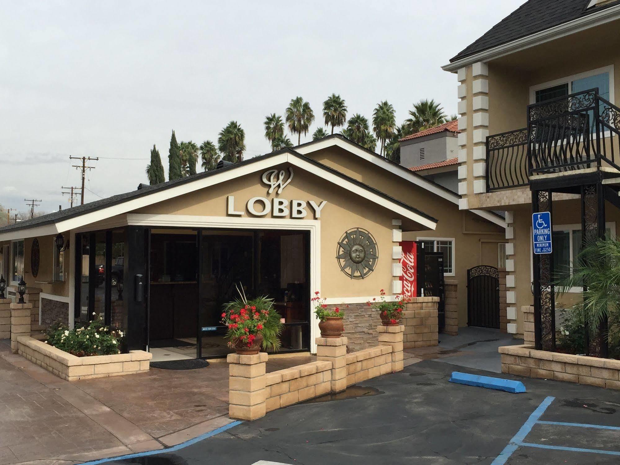 Walnut Inn & Suites West Covina Esterno foto