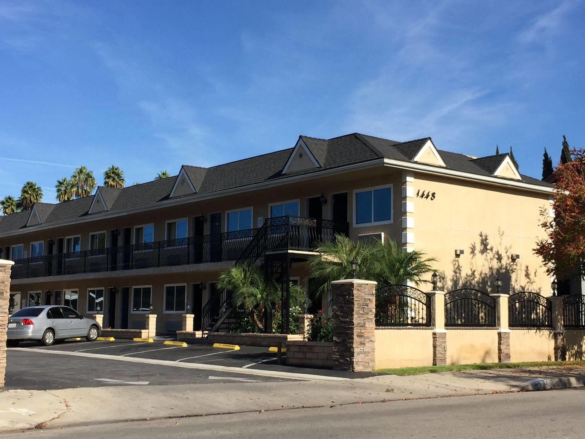 Walnut Inn & Suites West Covina Esterno foto